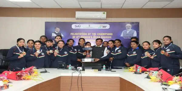 केंद्रीय खेल मंत्री डॉ मंडाविया ने ईरान को हरा एशियाई महिला कबड्डी चैंपियनशिप 2025 जीतने वाली भारतीय टीम को किया सम्मानित