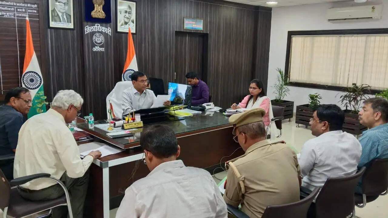औरैया में मादक पदार्थों के खिलाफ सख्त अभियान, जिलाधिकारी ने दिए कड़े निर्देश