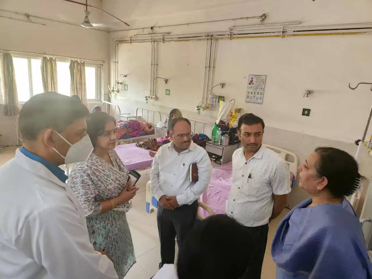 फरीदाबाद : सरकार के दिशा-निर्देशों पालन करते हुए सुनिश्चित करें सुविधा : डॉ. सविता यादव