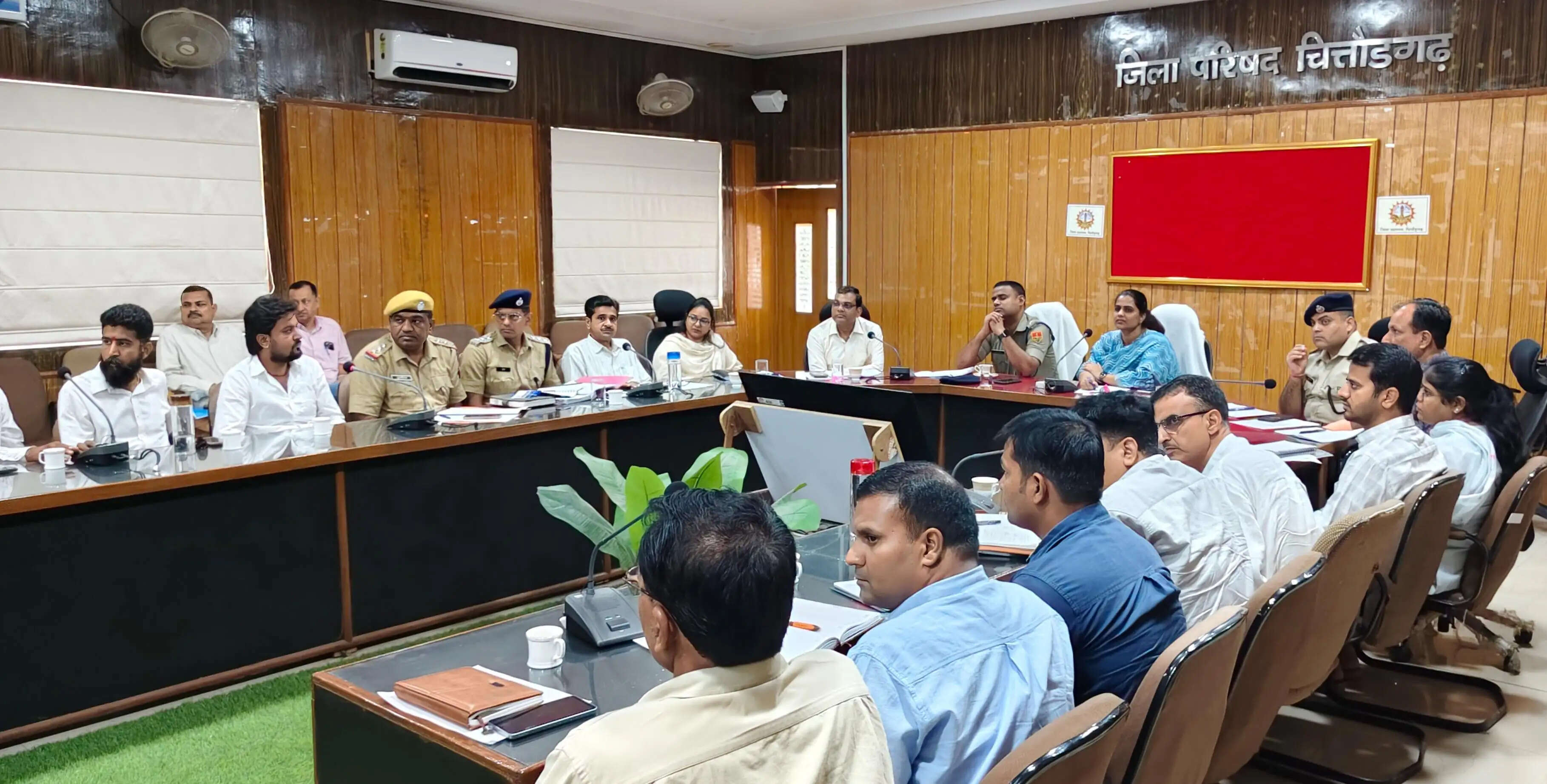 मोहर्रम पर शांति व्यवस्था को लेकर बैठक