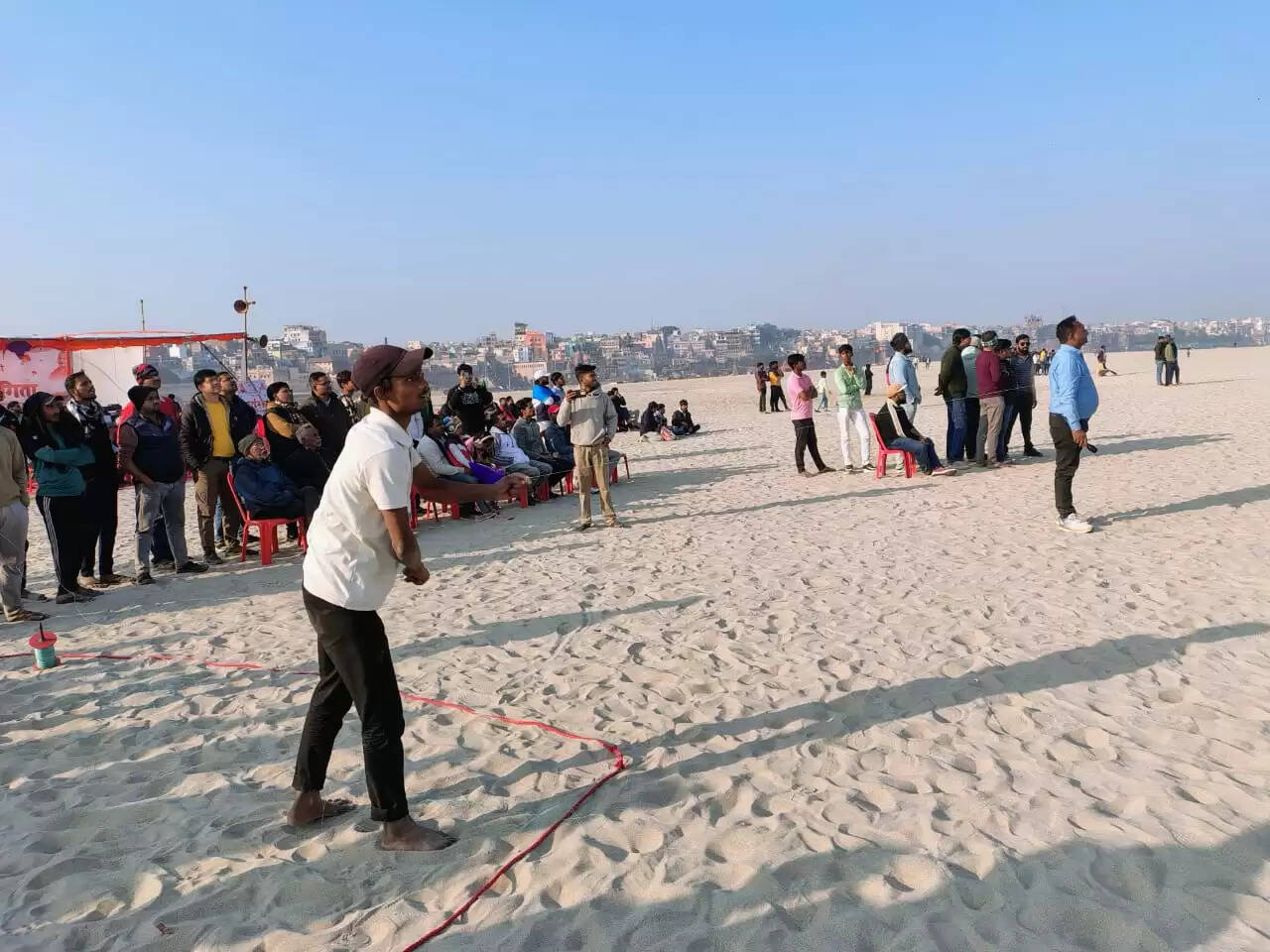 पतंगबाजी प्रतियोगिता : आसमानी जंग' में बनारस काइट क्लब बना चैंपियन