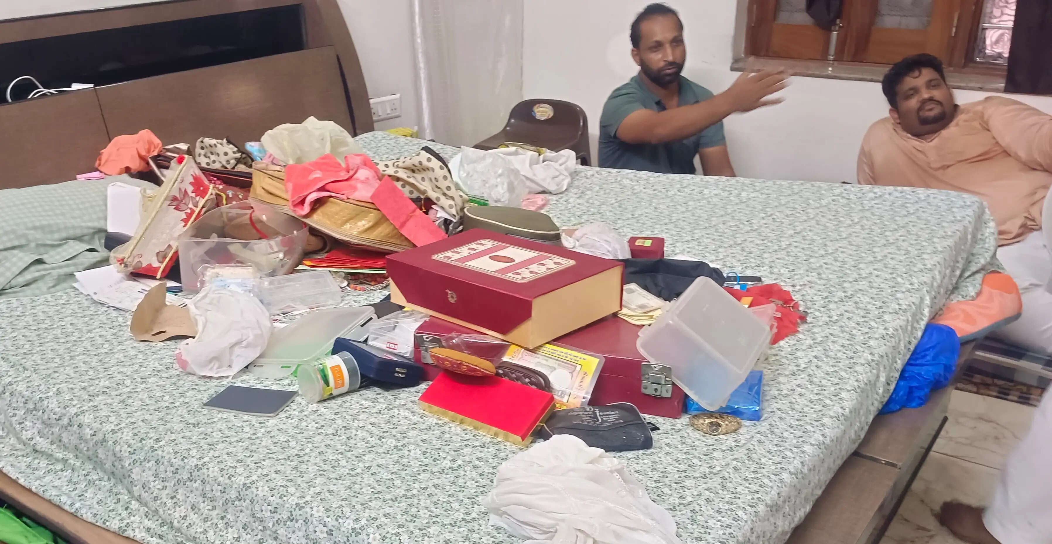 हांसी : जागरण में गया था परिवार, पीछे से 30 तोले सोना व लाखों की नकदी उड़ाई