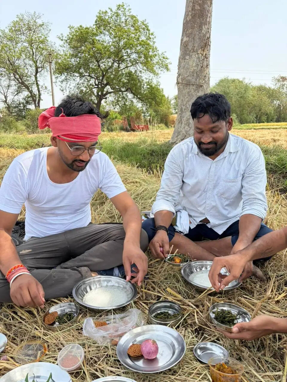 मज़दूर दिवस पर कंडेल में श्रम शक्ति का सम्मान