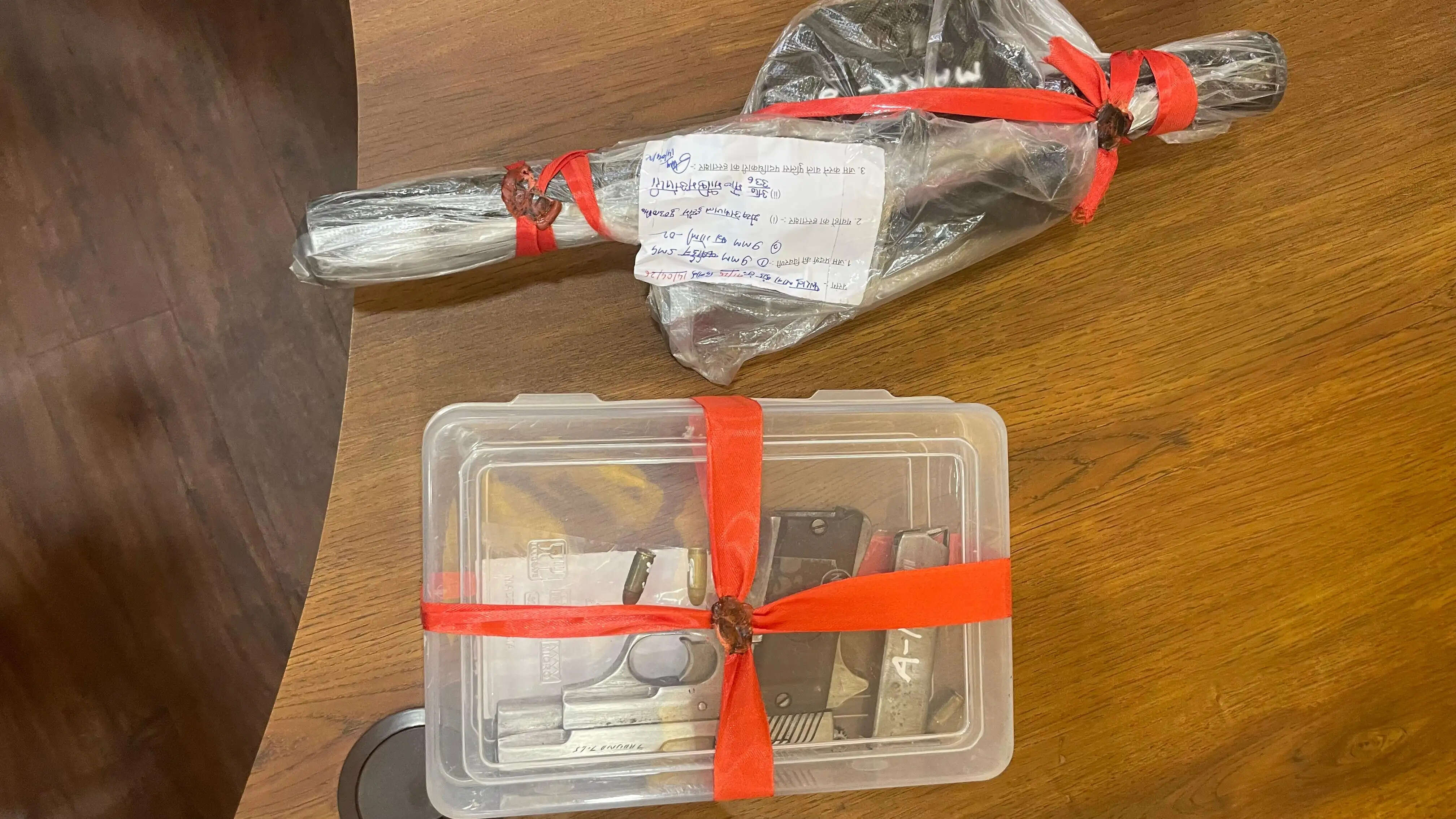 देसी कार्बाइन और पिस्तौल के साथ राहुल दुबे गैंग के दो अपराधी गिरफ्तार