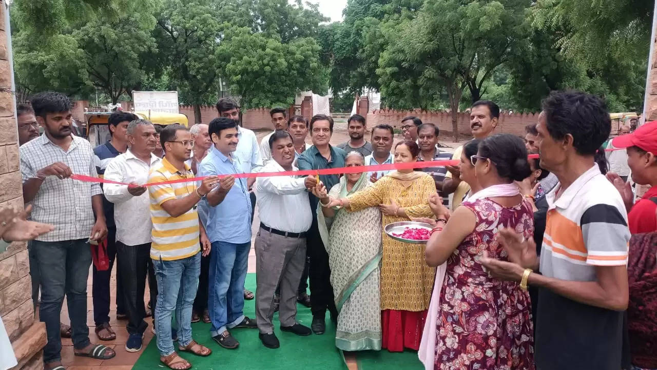 जिला स्तरीय गांधी शिल्प बाजार का शुभारंभ