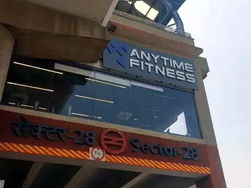 फरीदाबाद : भाजपा विधायक के बेटों से मारपीट, पिस्टल तानी