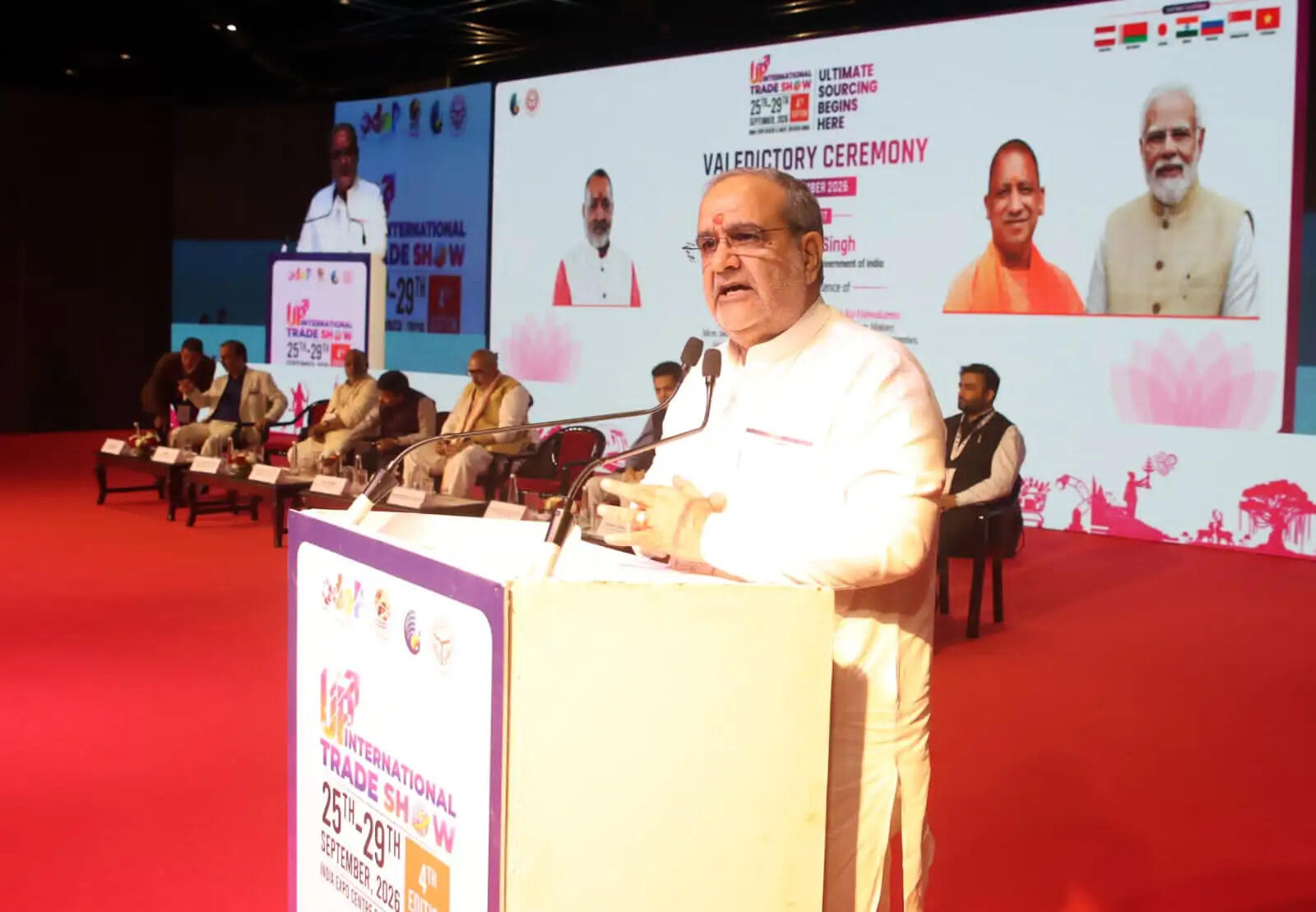 दुनिया में यूपी की बढ़ती साख का प्रतीक बना इंटरनेशनल ट्रेड शो : भूपेंद्र चौधरी