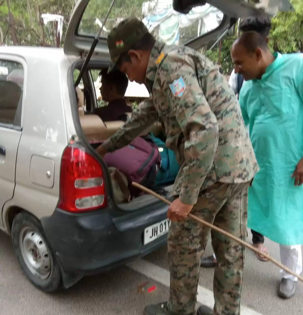 लोकसभा चुनाव को लेकर प्रशासन ने चलाया सघन वाहन जांच अभियान