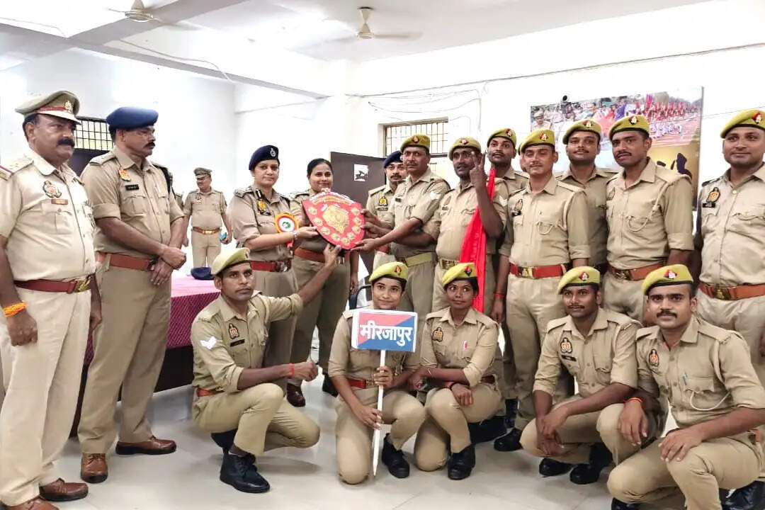 मीरजापुर पुलिस ने जीती एफिसिएंसी रेस, शूटिंग में भी खिलाड़ियों का दबदबा