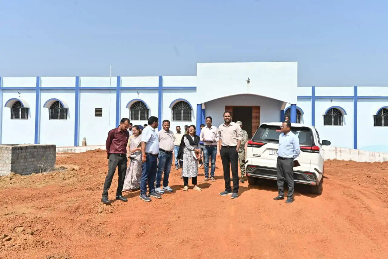 कुकरेल के नव निर्मित तहसील भवन में शीघ्र पूर्ण की जाए मूलभूत सुविधाएं : कलेक्टर