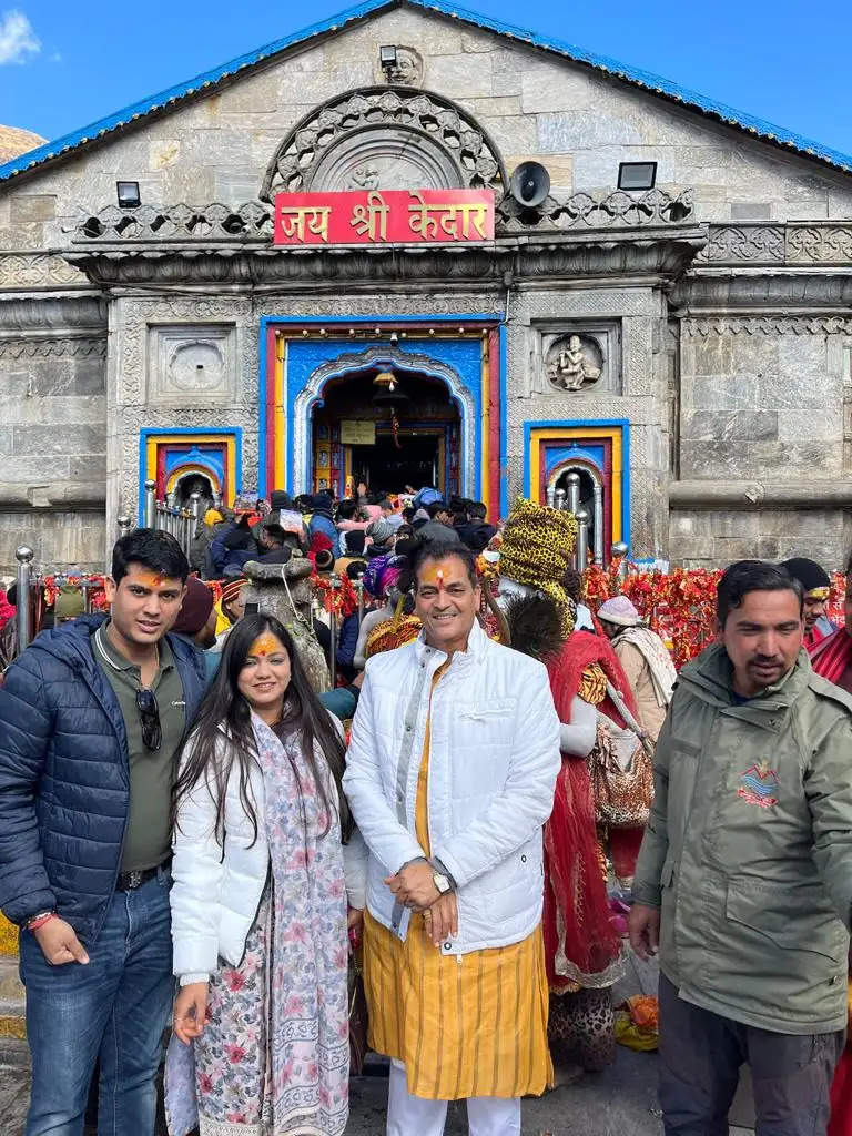 कैबिनेट मंत्री प्रेमचंद ने बाबा केदारनाथ के दर्शन कर प्रदेश और क्षेत्र की खुशहाली की कामना की