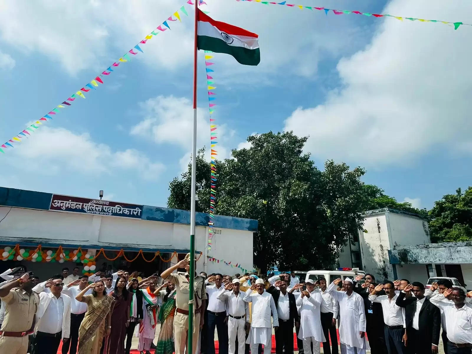 फारबिसगंज में हर्षोल्लास के साथ मनाया गया स्वतंत्रता दिवस