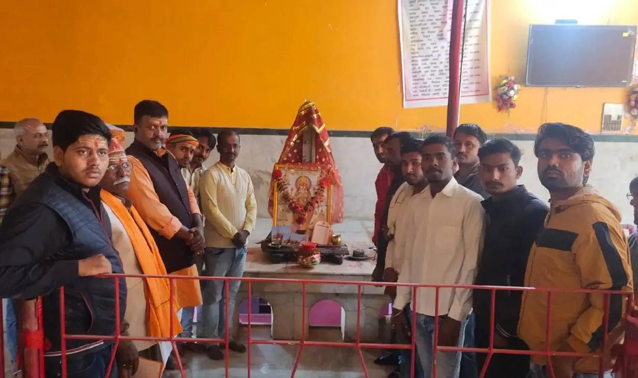 श्रीराम मंदिर अयोध्या से पूजित अक्षत कलश मधेपुरा पहुंचा