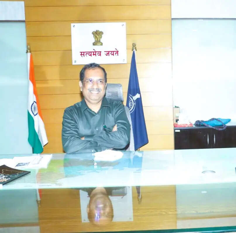 महाराष्ट्र : भू अधिग्रहण और मुआवजा घोटाले में पूर्व जिलाधिकारी गिरफ्तार