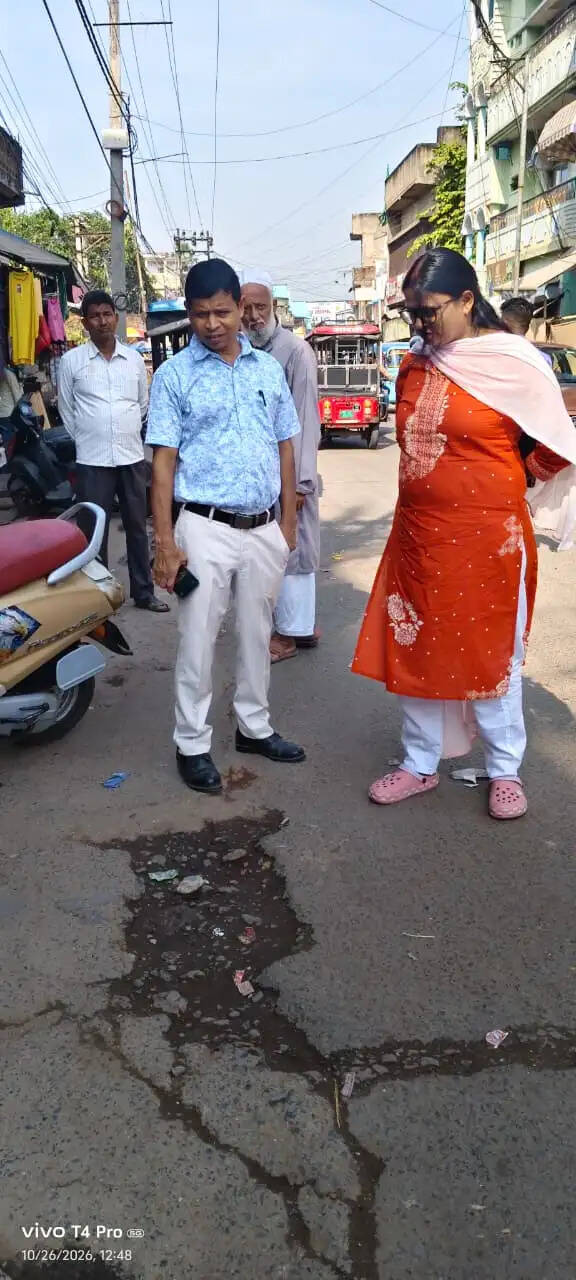 सड़कों की सेहत सुधारने के लिए एक्शन में भागलपुर प्रशासन, डीएम ने दिए औचक जांच के आदेश