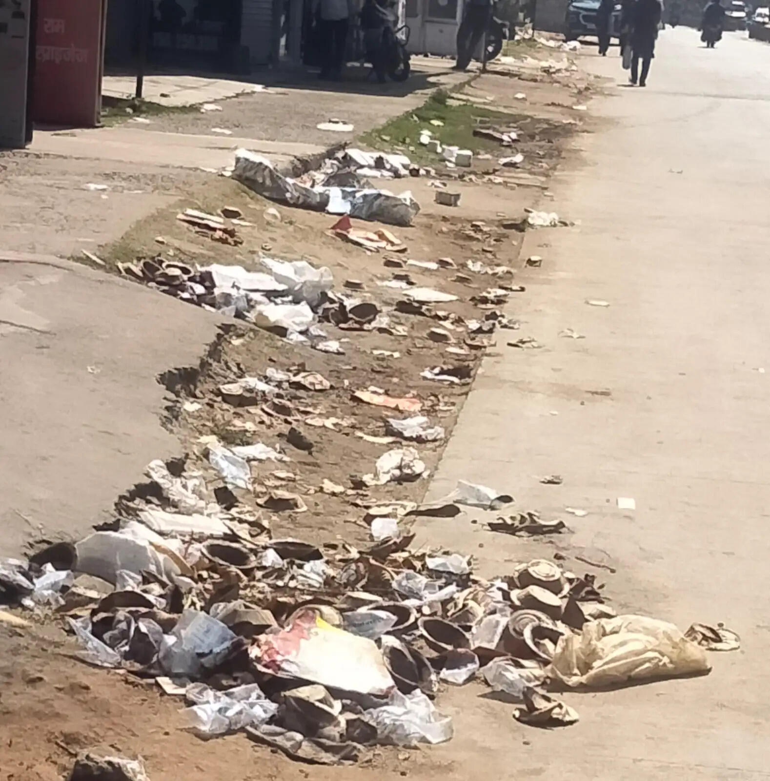 अनूपपुर: सफाई कर्मीयों की हड़ताल से शहर की सफाई व्यवस्था तीन दिनों ठप्प