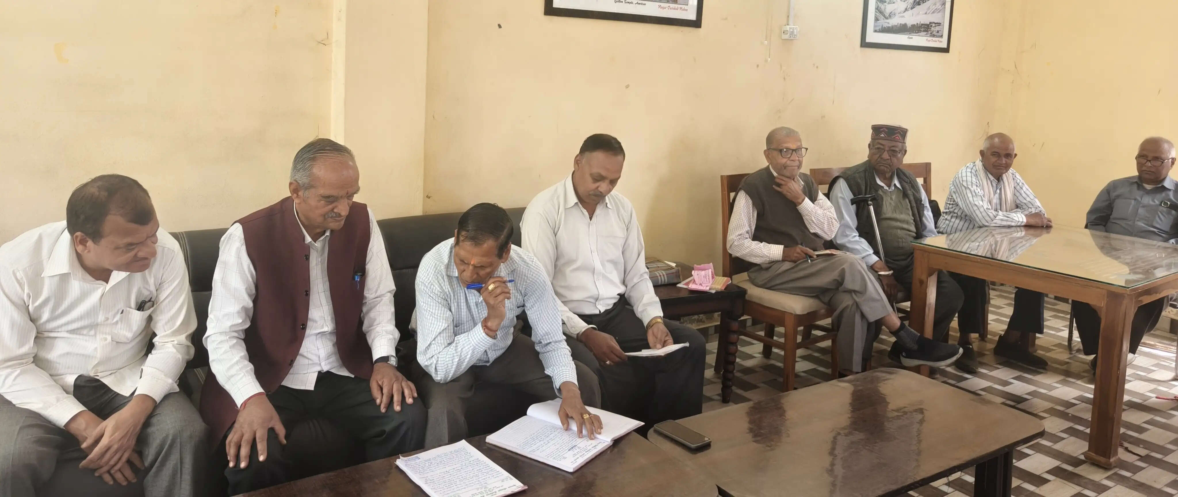 एचआरटीसी पेंशनरों ने उठाई लंबित एरियर और मेडिकल बिल भुगतान की मांग, जल्द समाधान की उम्मीद