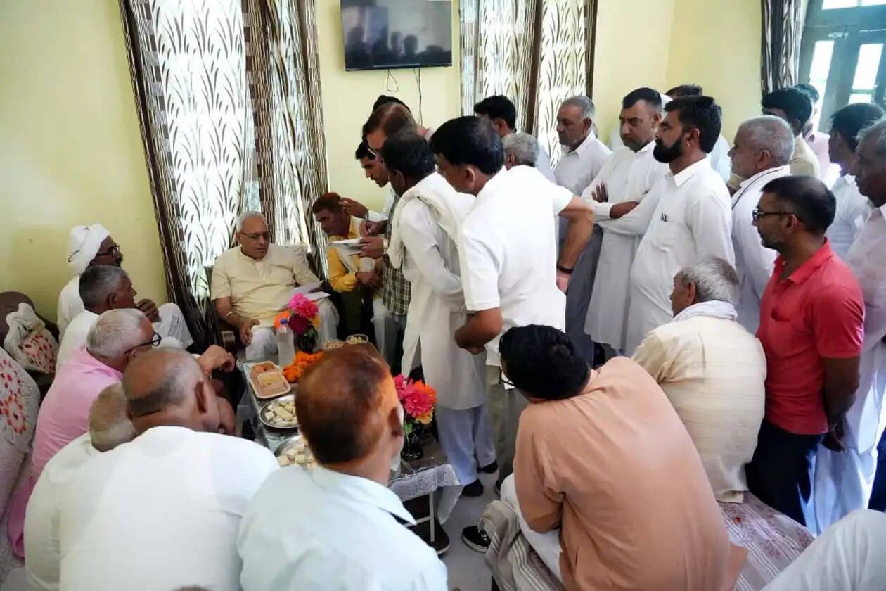 हिसार : जन समस्याओं के समाधान के लिए सरकार प्रतिबद्ध : रणबीर गंगवा