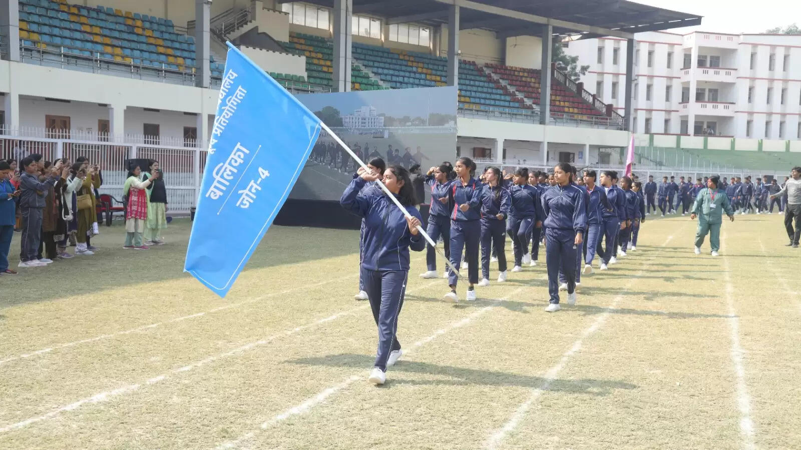 सर्वोदय&nbsp;विद्यालयीय&nbsp;प्रतियोगिता&nbsp;:&nbsp;&nbsp;सौ&nbsp;मीटर&nbsp;दौड़&nbsp;में&nbsp;गोरखपुर&nbsp;की&nbsp;अंशिका&nbsp;और&nbsp;इटावा&nbsp;के&nbsp;योगेश&nbsp;रहे&nbsp;अव्वल