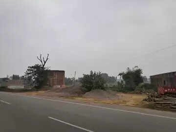 ठंड की गिरफ्त में आने लगा बलरामपुर जिला, तापमान में आई गिरावट