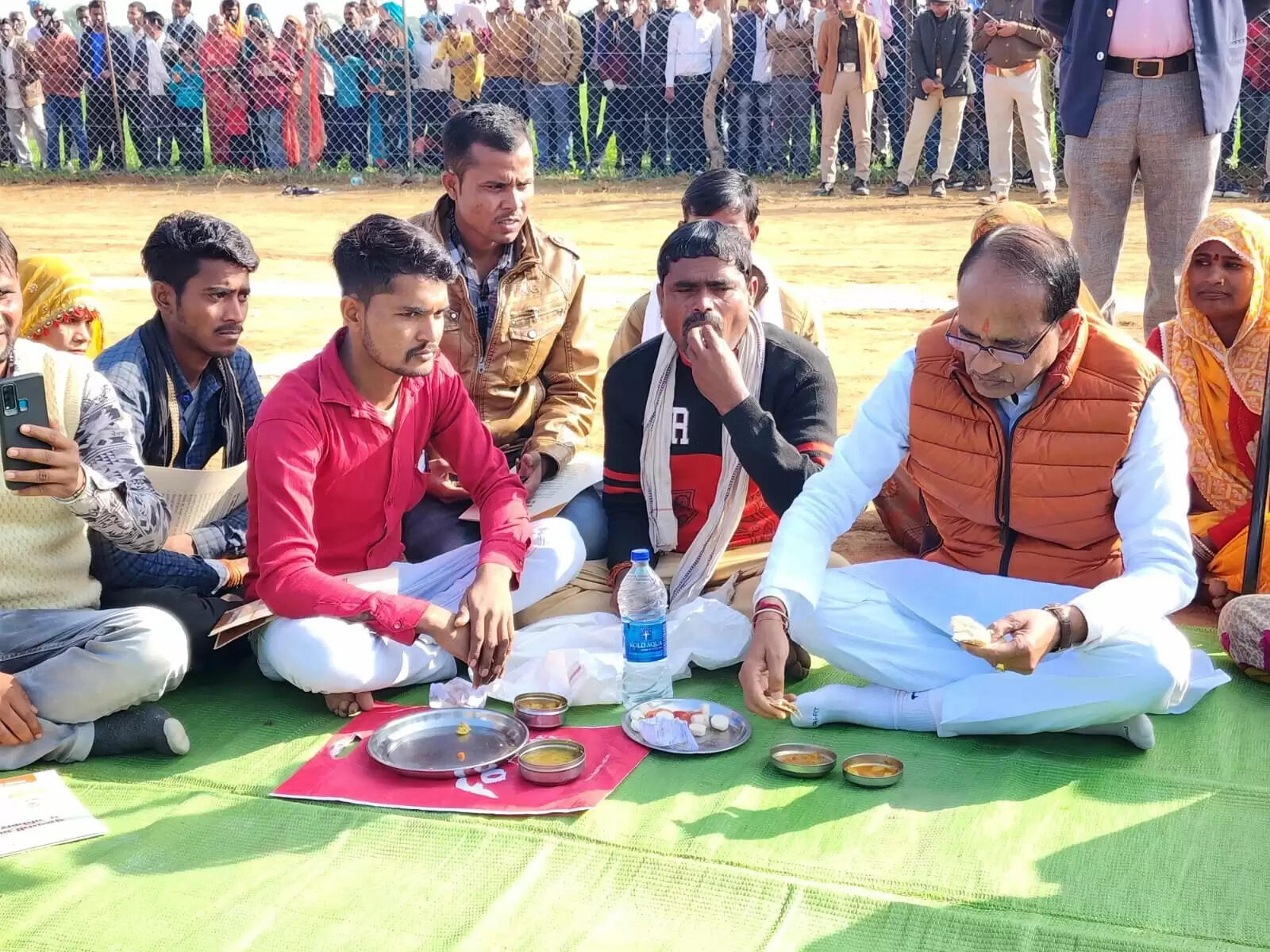 मप्र में शुरू हुई मुख्यमंत्री आवासीय भू-अधिकार योजना, शिवराज ने बांटे 918 हितग्राहियों को आवासीय प्लॉट