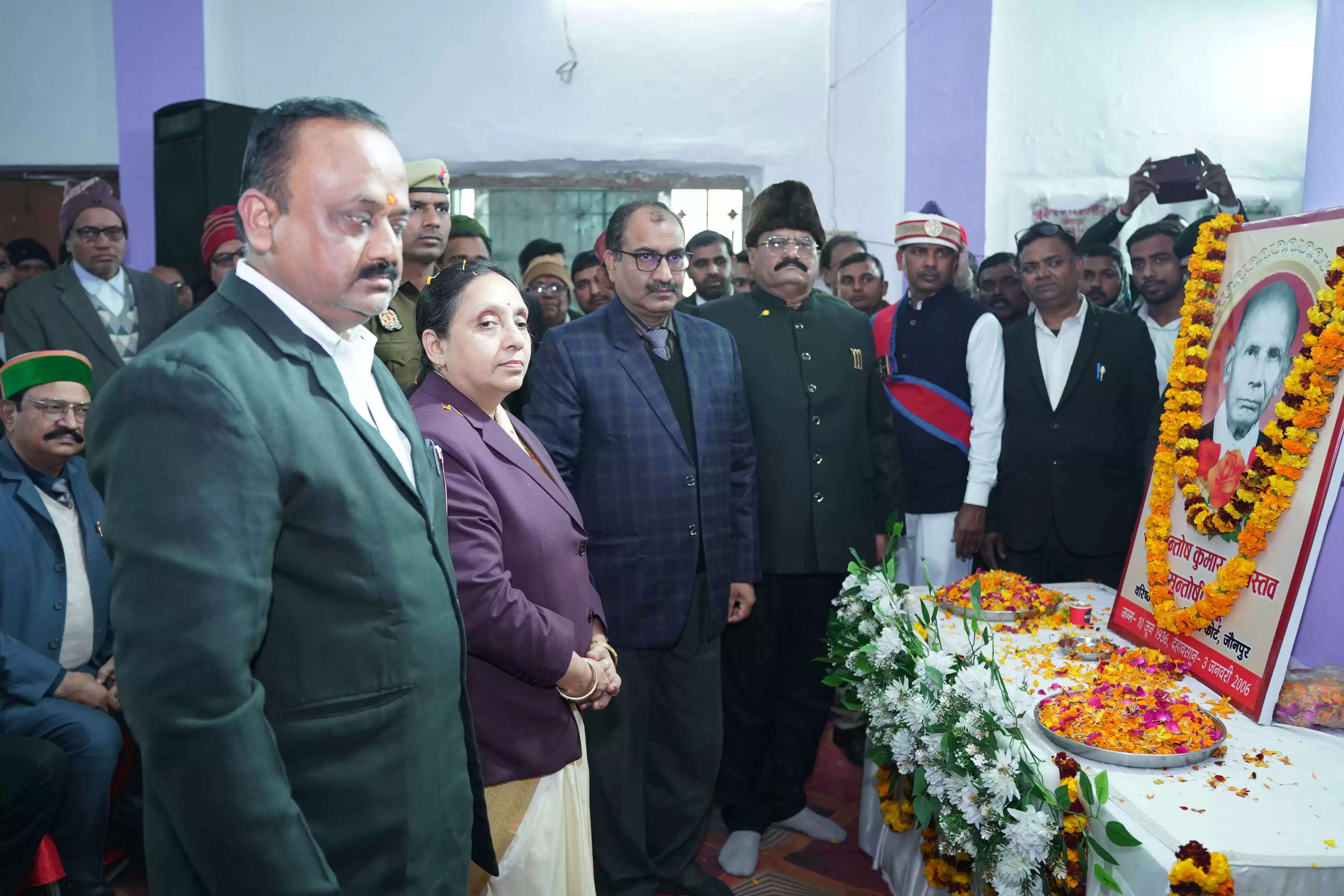 त्वरित न्याय दिलाने में अधिवक्ताओं की महत्वपूर्ण भूमिका : न्यायमूर्ति वाणी रंजन अग्रवाल