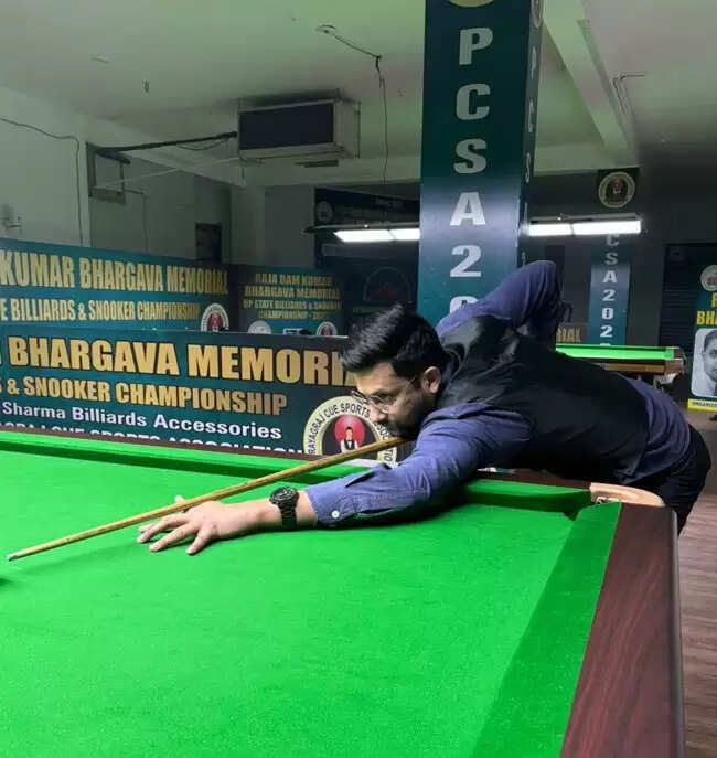 आयुष, अक्षय, विनायक और अरबाज सेमीफाइनल में