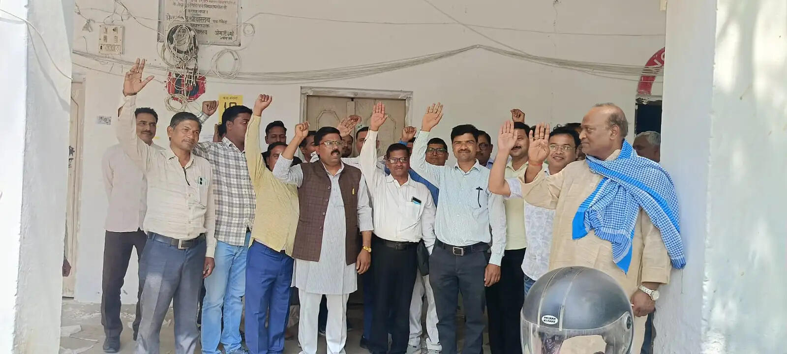 मूल्यांकन से दो दिन पूर्व की उपस्थिति का शिक्षकों को मिले पारिश्रमिक : धर्मेंद्र यादव