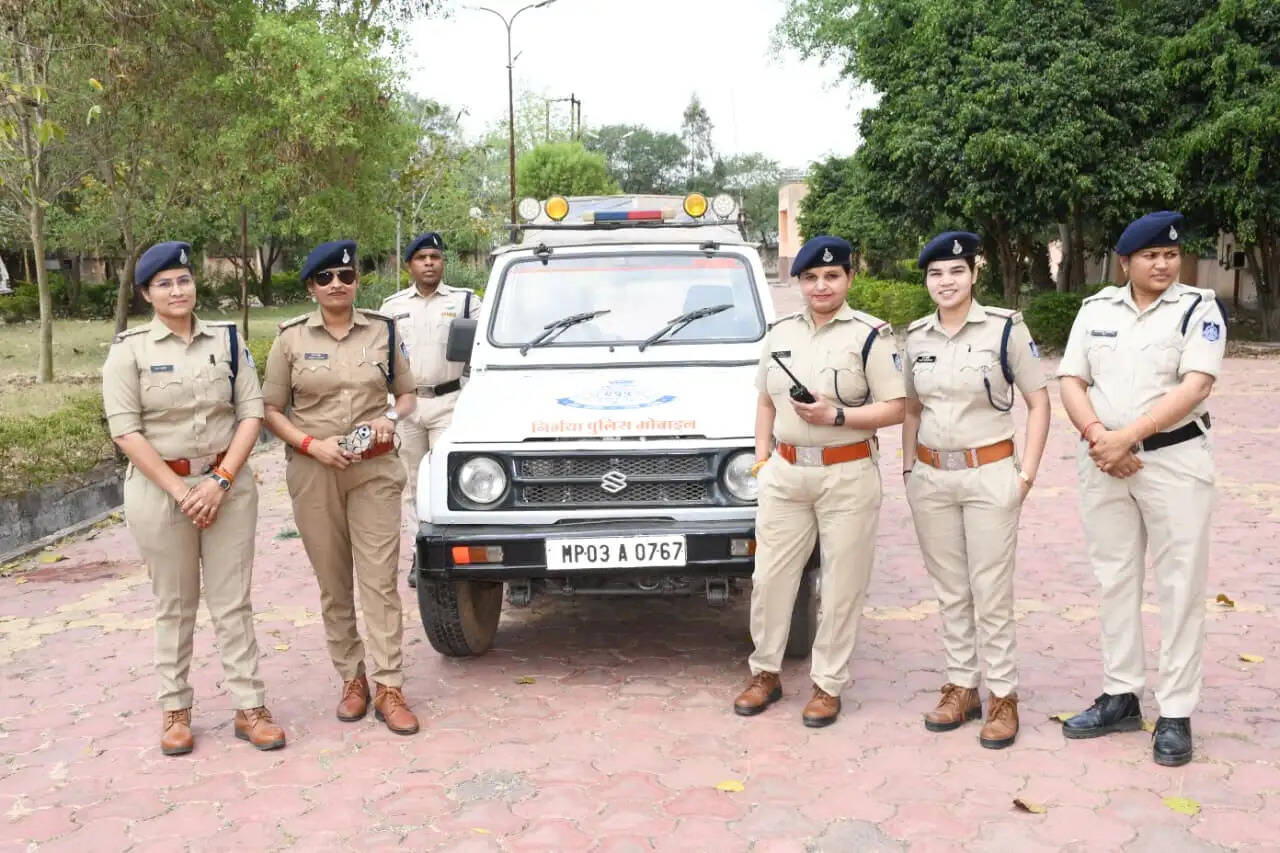 अशोकनगरः नवरात्रि पर मंदिरों के बाहर साये की तरह तैनात रहेगी निर्भया टीम