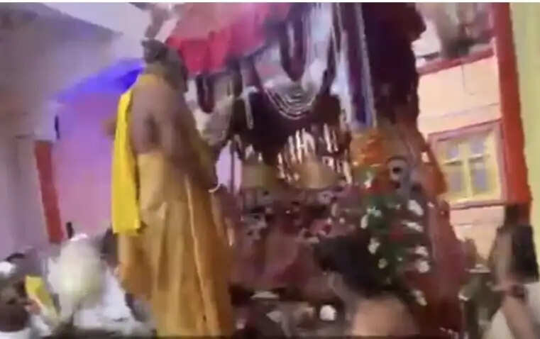 भगवान जगन्नाथ की रथयात्रा निकली, नगर दर्शन में उमड़ी श्रद्धालुओं की भीड़
