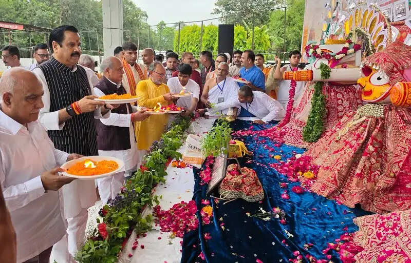ग्वालियरः भगवान जगन्नाथ की भव्य रथयात्रा में उमड़ा आस्था का सैलाब