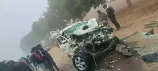 (अपडेट)...खाटूश्याम जा रही स्कॉर्पियो बस से टकराई, तीन की मौत, पांच घायल