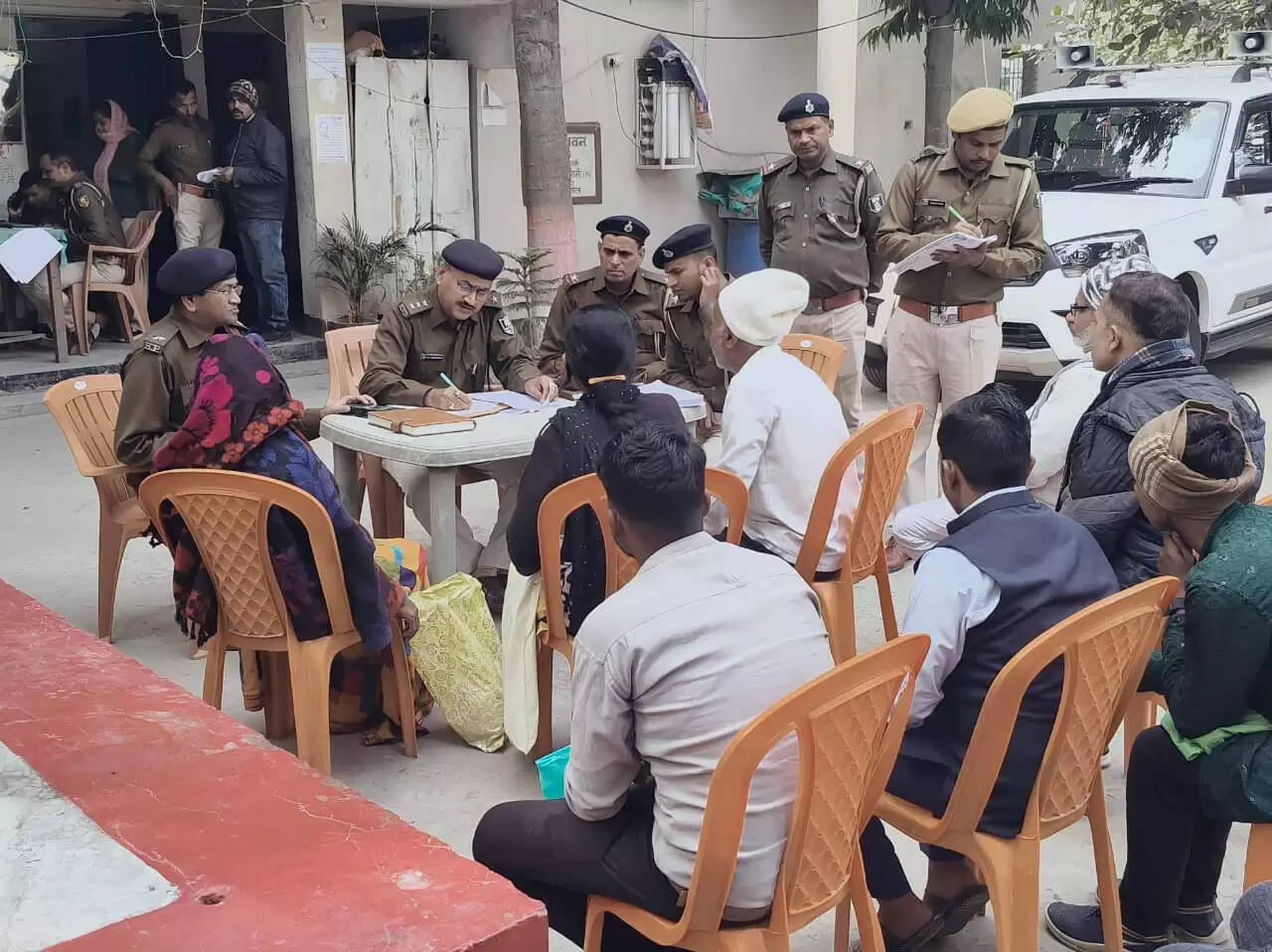 जनसुनवाई के जरिए थानों में हुआ शिकायतों का ऑन-द-स्पॉट निपटारा