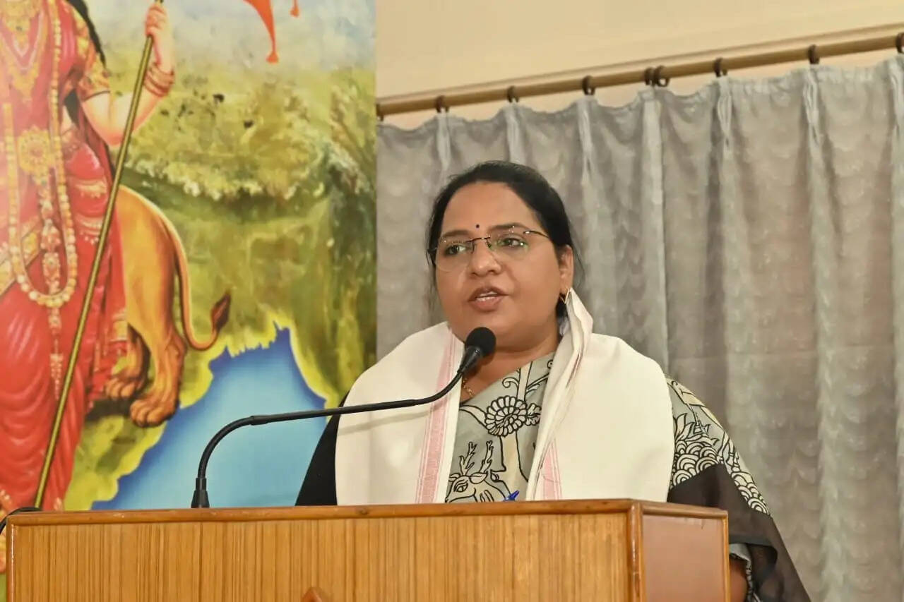 भाजपा का कार्यकर्ता केवल राजनीतिक कार्यकर्ता नहीं, राष्ट्र निर्माण का सजग प्रहरी है: सांसद कविता