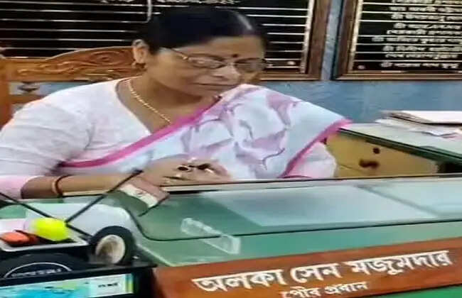 बंगाल के बांकुड़ा में तृणमूल कांग्रेस को झटका, मेयर अलका सेन मजूमदार ने दिया इस्तीफा