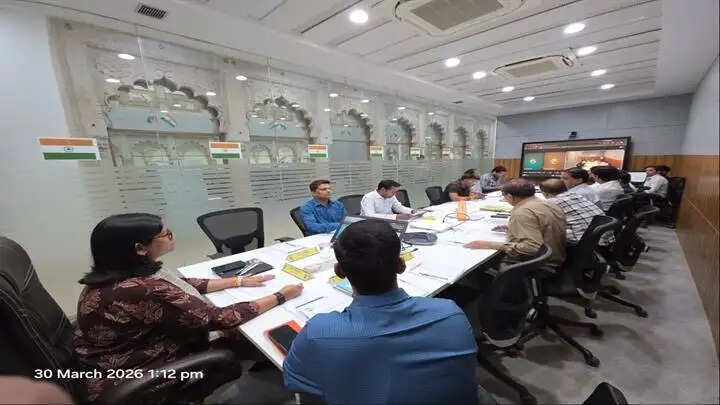 ग्वालियरः स्मार्ट सिटी की 40वीं बोर्ड बैठक में सड़क, पार्किंग, निर्भया कैफे और फसाड लाइटिंग पर हुए अहम फैसले