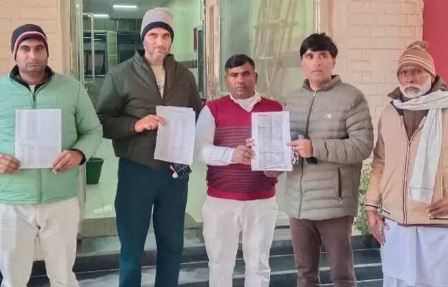 सोनीपत: सौ गज के प्लाॅट से वंचित रहे परिवार, कार्रवाई की मांग