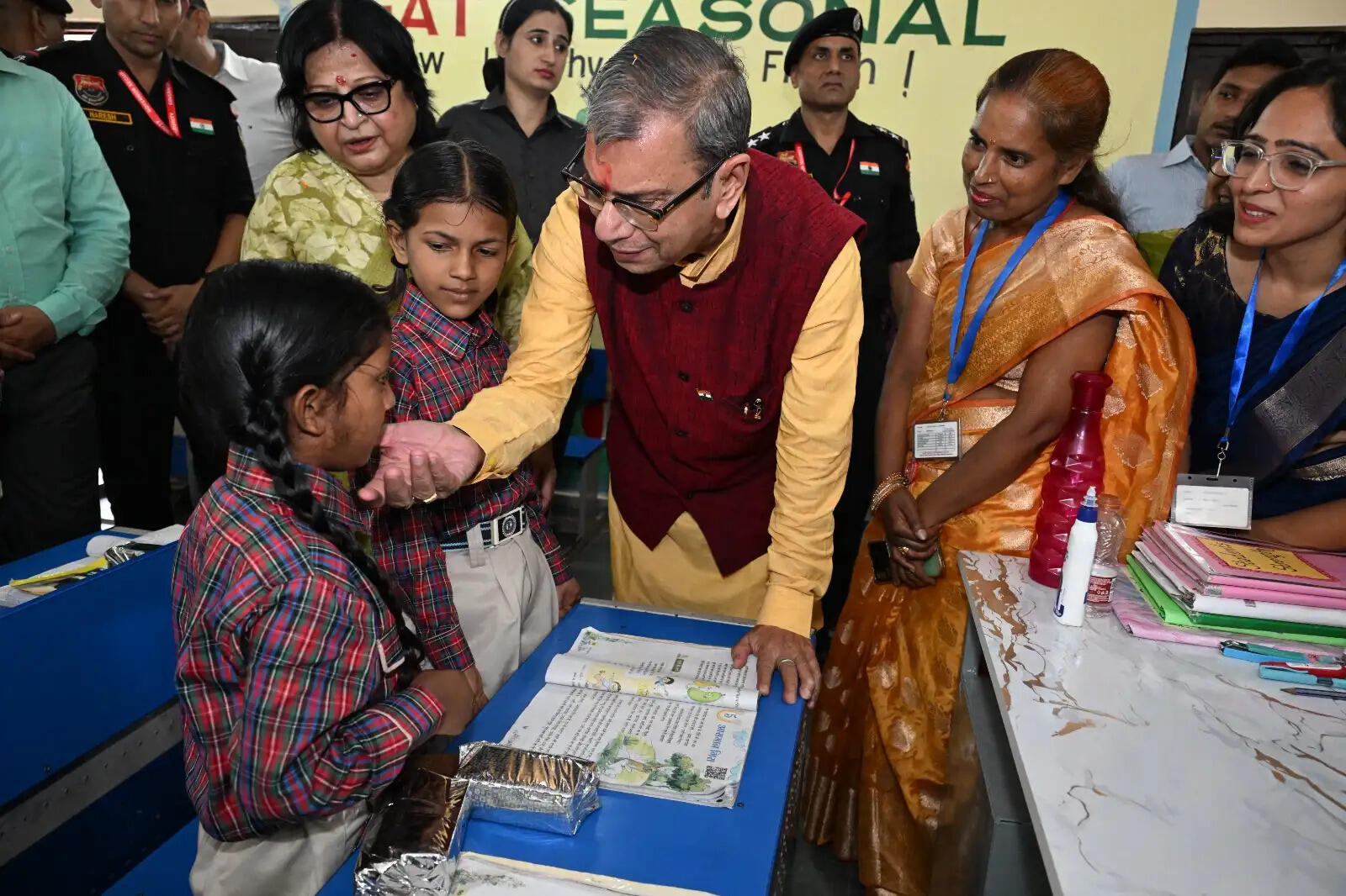फरीदाबाद : माता-पिता बच्चों की खूबियां पहचान उन्हें आगे बढऩे के लिए प्रोत्साहित करें : प्रो. असीम घोष
