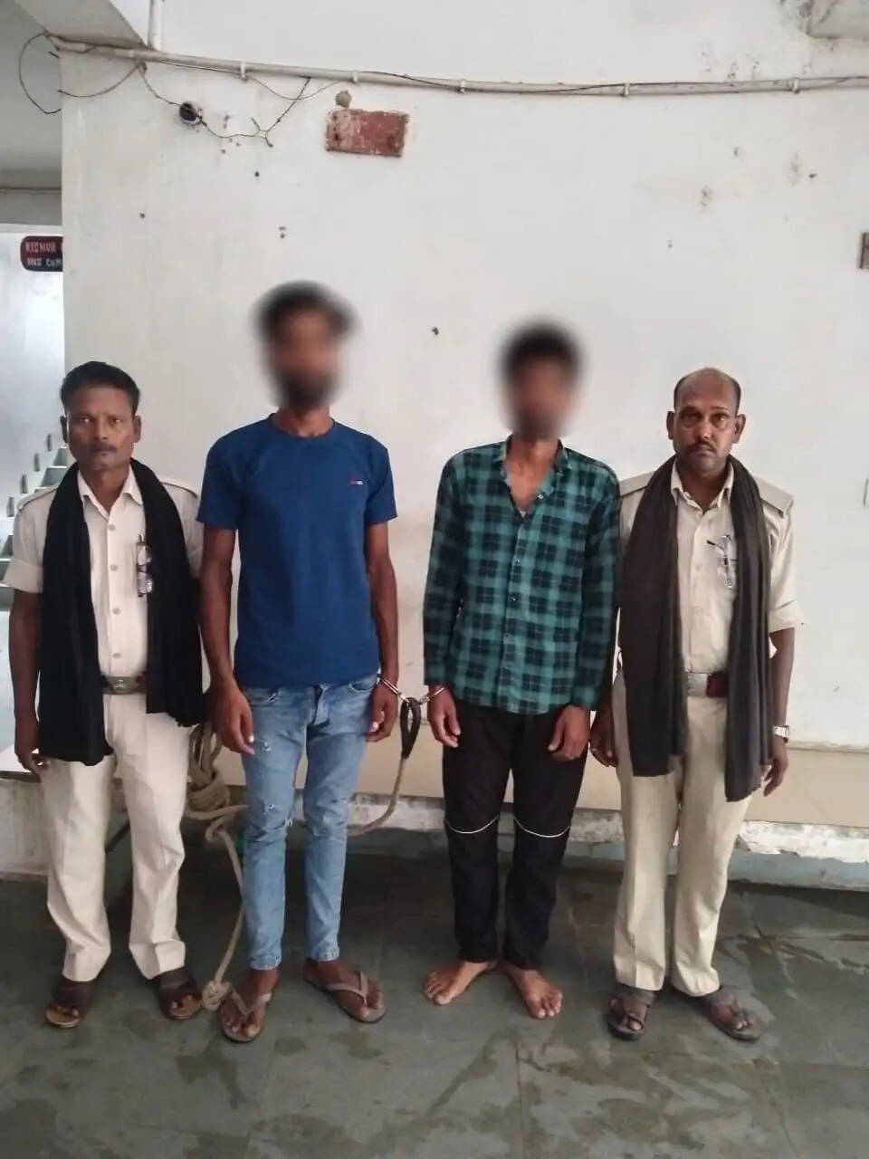 पिपरा के झरका गोलीकांड का 24 घंटे में खुलासा, दो आरोपित गिरफ्तार