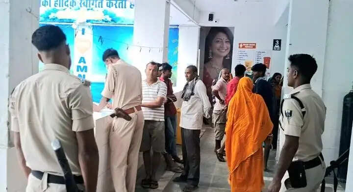 बिहार के सारण में बोलेरो की चपेट में आने से वृद्ध महिला की मौत