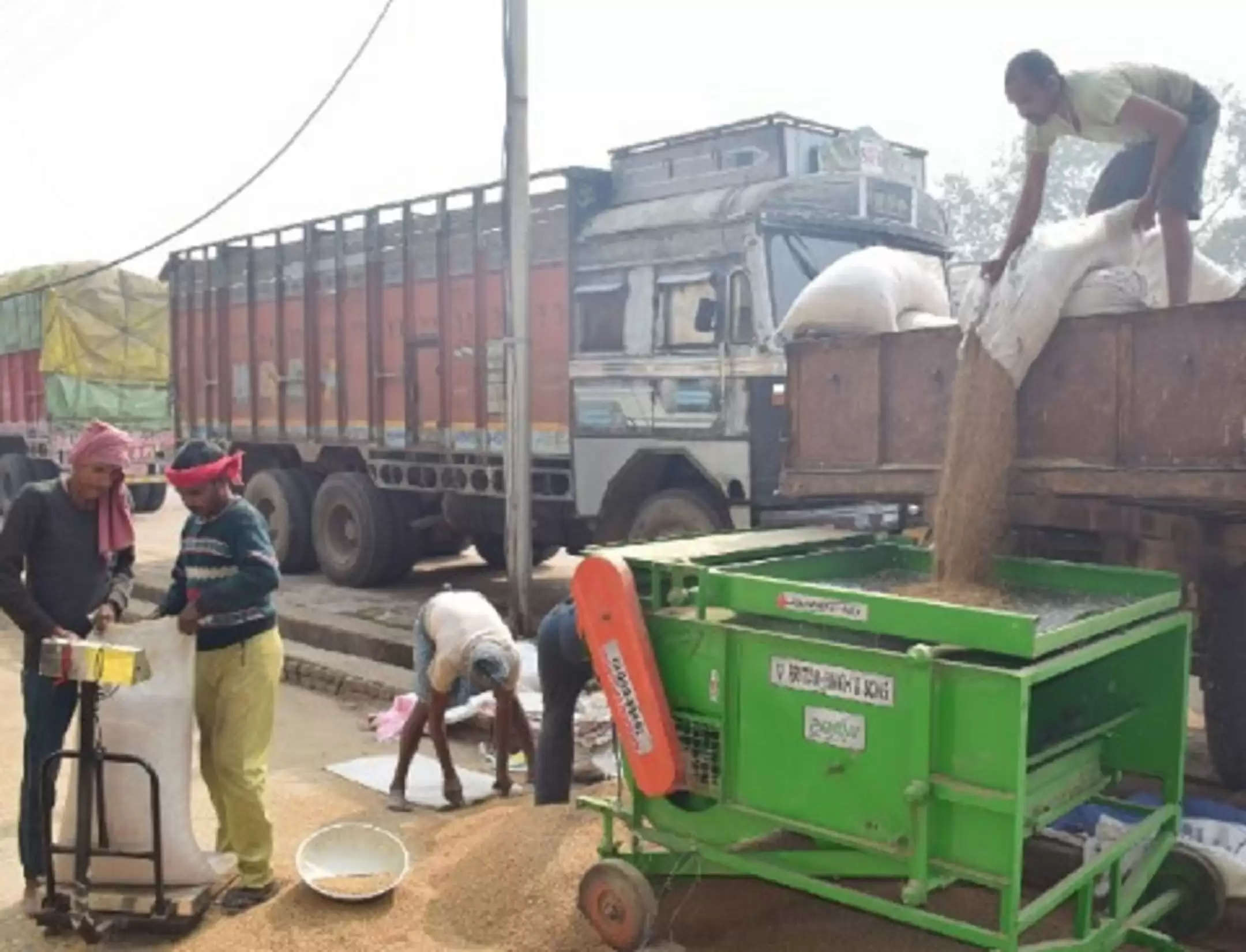 मीरजापुर में अबतक 130115.66 मीट्रिक टन धान की खरीद