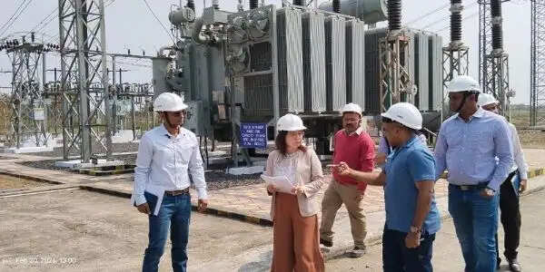जापान की टीम ने एमपी ट्रांसको की ट्रांसमिशन लाइन एवं सब स्टेशन का किया निरीक्षण