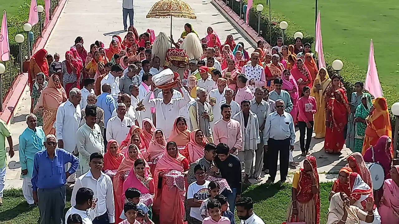 शाहपुरा में फूलडोल महोत्सव का आगाज, मुख्य आयोजन 7 मार्च से