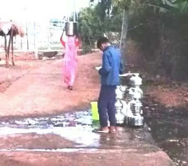 विधायक के गांव में जल जीवन मिशन पर लाखों खर्च, फिर भी पानी की समस्या