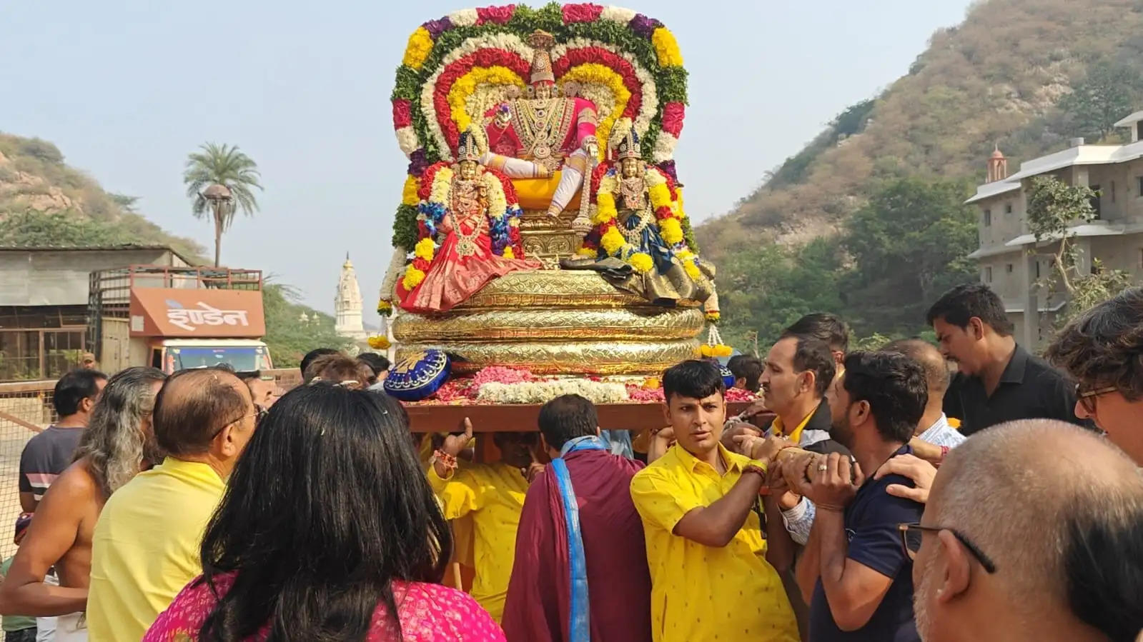 श्रीगलता पीठ में मनाए जा रहे ब्रह्मोत्सव के चौथा दिन: दिव्य महोत्सव में हजारों श्रद्धालु हुए शामिल