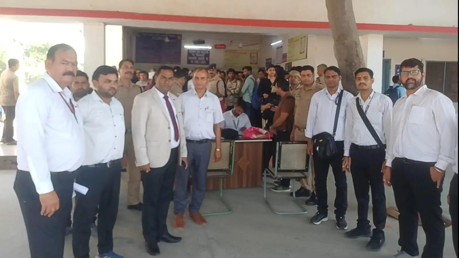 मजिस्ट्रेट&nbsp;चेकिंग में 228 अनियमित यात्री पकड़े गए, 1.46 लाख से अधिक का जुर्माना वसूला
