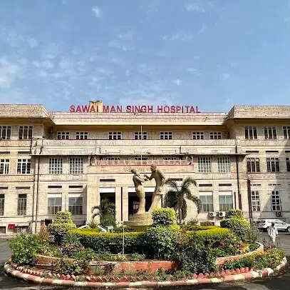 एसएमएस अस्पताल ने 2 हजार से अधिक मिनिमल इनवेसिव कार्डियक सर्जरी कर बनाया राष्ट्रीय कीर्तिमान