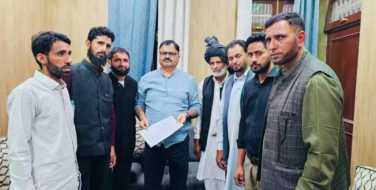 कई प्रतिनिधिमंडलों ने मंत्री जावेद राणा से मुलाकात कर समस्याओं से अवगत करवाया, समाधान का दिया आश्वासन