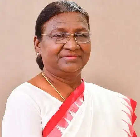 राष्ट्रपति द्रौपदी मुर्मु सोमवार को निफ्ट के संयुक्त दीक्षांत समारोह में होंगी शामिल
