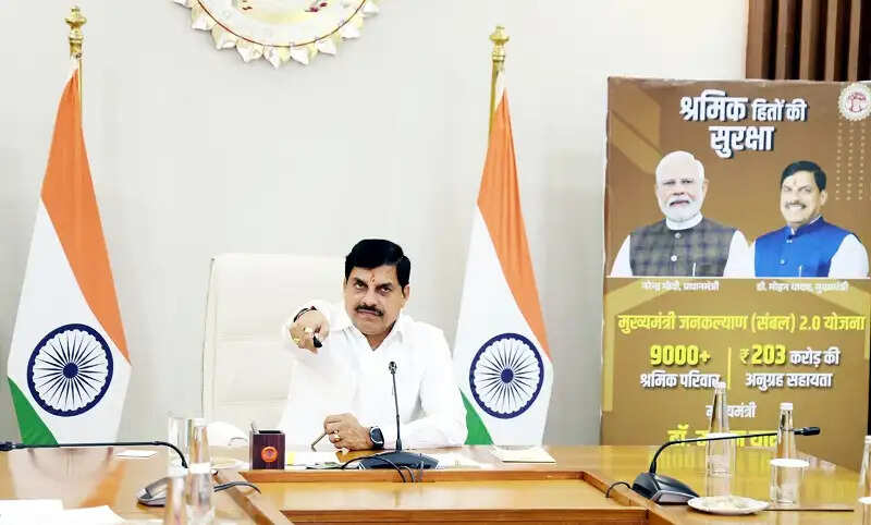 हर परिस्थिति में श्रमिकों की कठिनाई को दूर करना राज्य सरकार का कर्तव्य : मुख्यमंत्री डॉ. यादव